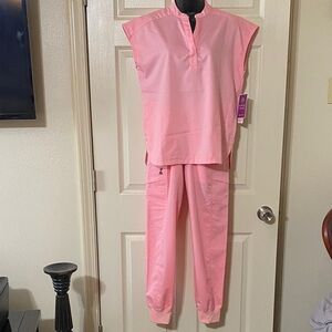 Healing hands Scrub Set - Top & Jogger Pants